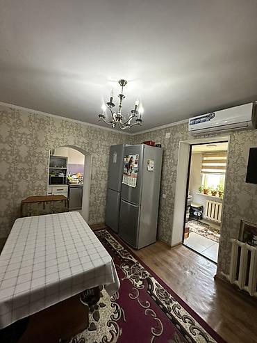 банкетный зал: Продается 5 сотых +дом просторная комната/зал для семейных — 9