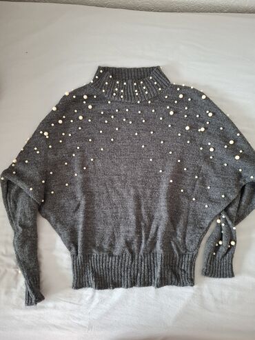 Kompleti: Prodajem dzak polovnih stvari,za jos slika javite se,dosta je obuceno — 2