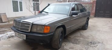 дешевые китайские авто бу: Mercedes-Benz 190: 1990 г., 2 л, Механика, Бензин, Седан