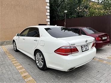 Toyota: Toyota Crown: 2010 г., Гибрид, Седан — 3