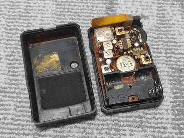 Pojačala i prijemnici: Philips džepni tranzistor radio - Kompaktan AM prijemnik sa analognim — 5