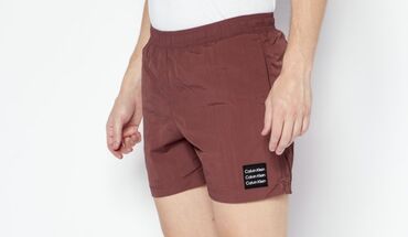 шорты для плавания мужские: Мужские шорты, S (EU 36), Calvin Klein, Новый, цвет - Коричневый, Самовывоз