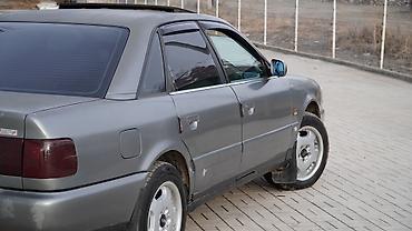 Audi: Audi 100: 1992 г., 2 л, Механика, Седан — 10
