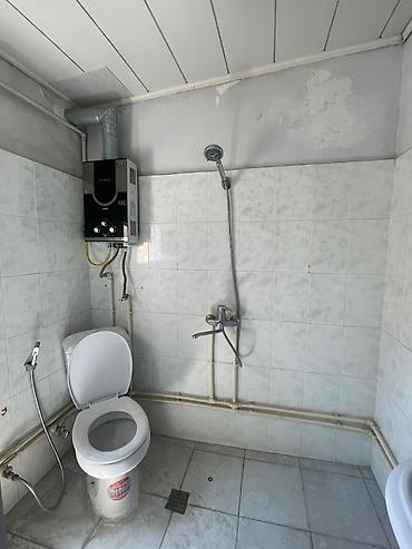 Mənzillər: Gənclik metrosu yaxınlığı kuala park 200 azn verilir. 13 kvm — 4