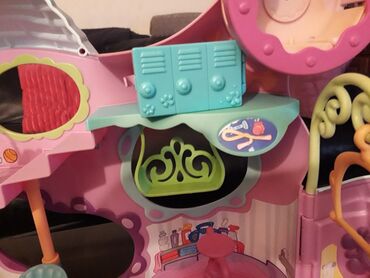 Igračke: LPS-Little pet shop Velika Kucica U savrsenom stanju Svi delovi-fali — 4