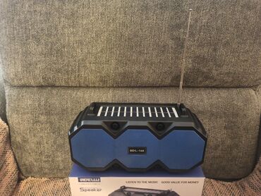 Zvučnici i stereo sistemi: Nov solarni bluetuth zvučnik sa led lampom i FM radio prijemnikom — 3