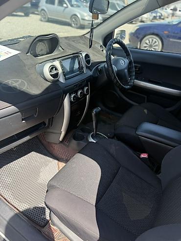 рул: Toyota Ist: 2002 г., 1.5 л, Автомат, Бензин, Хетчбек — 5