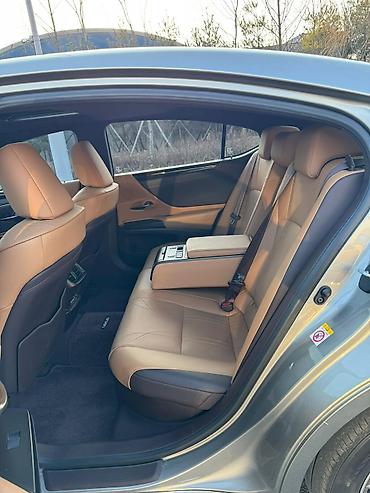 Lexus: Lexus ES: 2019 г., 2.5 л, Гибрид at lalafo.kg — 16 Lexus: Lexus ES: 2019 г., 2.5 л, Гибрид — 16