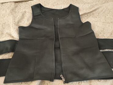 Digər kişi geyimləri: Kişilər üçün idman jileti. Gündəlik və İdmanda istifadə üçün idealdır -da lalafo.az — 7 Digər kişi geyimləri: Kişilər üçün idman jileti. Gündəlik və İdmanda istifadə üçün idealdır — 7