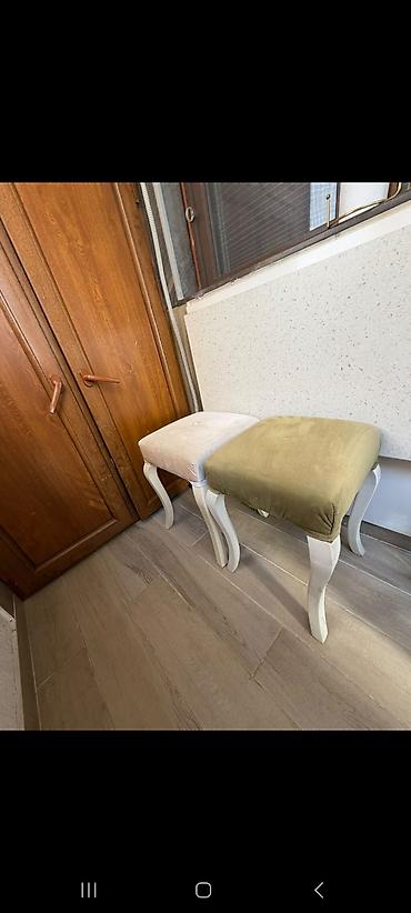 Столы и стулья: İki ədəd yumşaq oturacaqlı taburetka dəsti satılır,çox az işlənib, 2 — 2