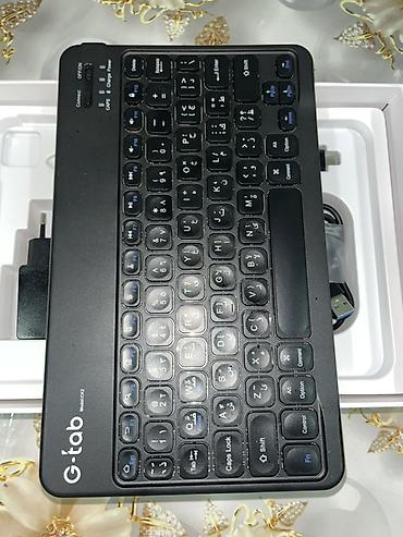 Digər planşetlər: Pad10 PRO planşet Xüsusiyyətlər: - Model: Pad10 PRO (Arxa etiketi — 5