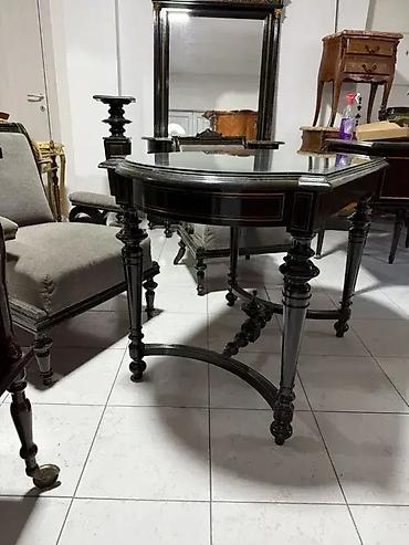 dimenzije cipelarnika: Salonski sto Napoleon III – Sa normalnim znacima korišćenja 🪑 Širina — 3