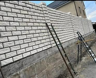 кладка коебуз: Услуги по строительству заборов из декоративного бетонного блока - — 5