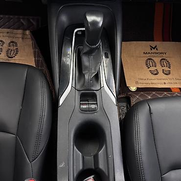 ram: Toyota Corolla: 2021 г., 1.8 л, Автомат, Гибрид, Седан — 6