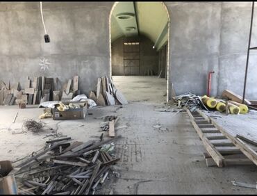 Kommersiya daşınmaz əmlakının satışı: Gəncədə möhtəşəm obyekt satılır. İstəyən xəstəxana,gözəllik — 18