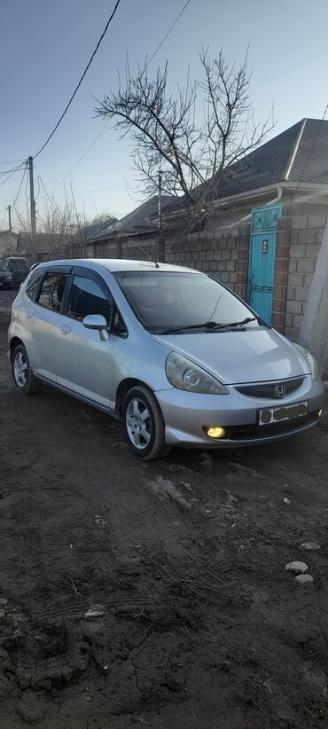 Honda: Honda Fit: 2003 г., 1.5 л, Автомат, Бензин, Хэтчбэк