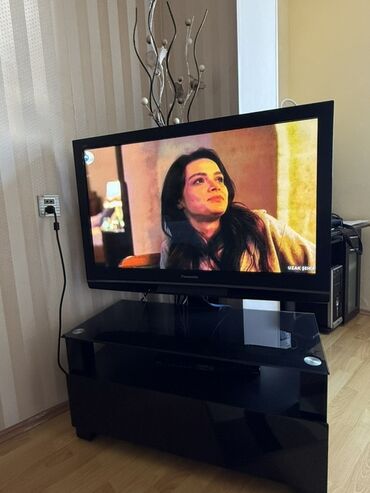 Boşqablar: Televizor Panasonic 60"