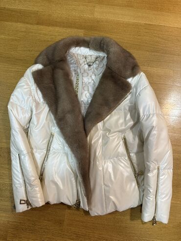 женские шапки с шарфом: Qadin qış gödəkcəsi – Donna Bacconi temiz norka.Kristinadan alinib - at lalafo.az женские шапки с шарфом: Qadin qış gödəkcəsi – Donna Bacconi temiz norka.Kristinadan alinib -