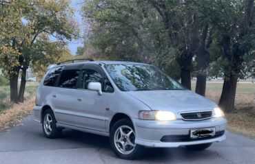 продаю или меняю с доплатой мне: Honda Odyssey: 1999 г., 2.3 л, Автомат, Газ, Вэн/Минивэн
