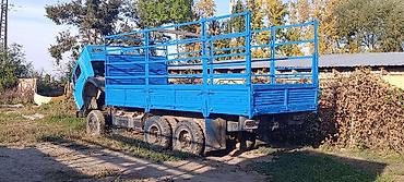 акамуляторы: КамАЗ 86года, 10тонн состояния хорошее мотор после капиталки, резина — 1