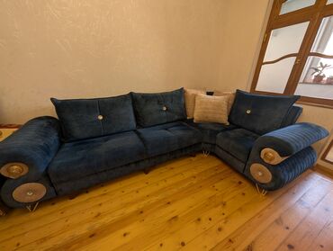 продажа дивана бу: Künc divan, İşlənmiş, Açılan, Bazalı, Vеlur parça, Çatdırılma yoxdur