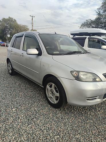 Mazda Demio: 2003 г., 1.3 л, Автомат, Бензин, Хэтчбэк at lalafo.kg Mazda Demio: 2003 г., 1.3 л, Автомат, Бензин, Хэтчбэк