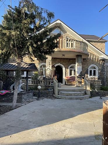 balaxani ev satisi: Dəniz mənzərəli bağ evi 70000azn - İki mərtəbəli daş tikili, klassik — 1