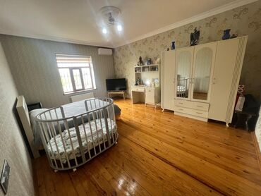 Həyət evləri və villaların satışı: 6 otaqlı, 250 kv. m, Kredit var, Yeni təmirli — 10