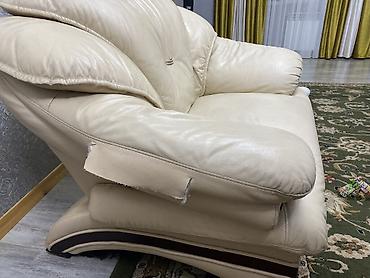 Прямые диваны: Прямой диван, Б/у — 4