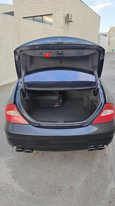 smart avtomobil: Mercedes-Benz CLS 55 AMG: 5.5 l | 2005 il Kupe — 4