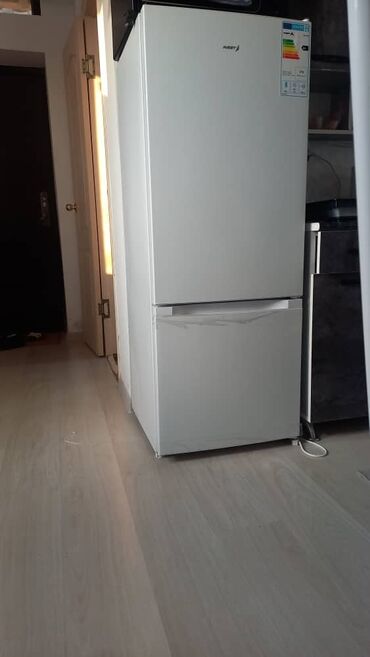 холодильники двух камерные: Муздаткыч Artel, Жаңы, Эки камералуу