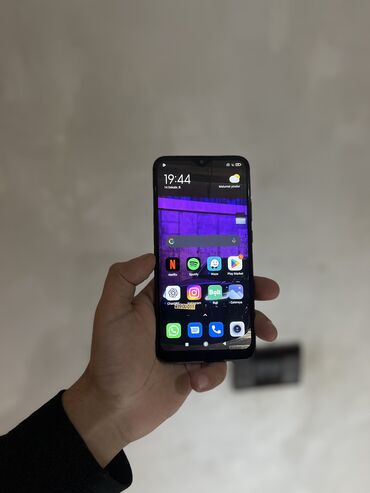 Redmi: Redmi 8, 64 GB, rəng - Qara -da lalafo.az — 10 Redmi: Redmi 8, 64 GB, rəng - Qara — 10