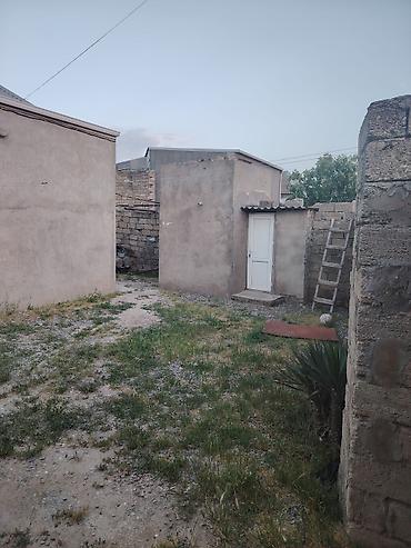 kreditdə olan evlər: 3 otaqlı, 75 kv. m, Kredit yoxdur, Orta təmir — 1