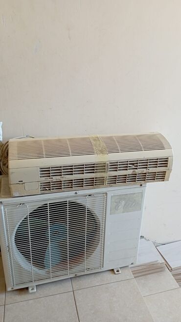 elite kondisioner: Kondisioner İşlənmiş, 30-35 kv. m, Kredit yoxdur