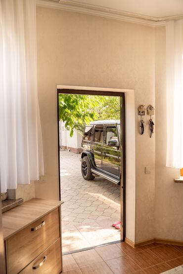 Продажа домов: Дом, 160 м², 6 комнат, Агентство недвижимости, Евроремонт at lalafo.kg — 25 Продажа домов: Дом, 160 м², 6 комнат, Агентство недвижимости, Евроремонт — 25