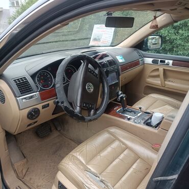 машина за 4000 долларов: Volkswagen Touareg: 2003 г., 3.2 л, Автомат, Бензин, Внедорожник