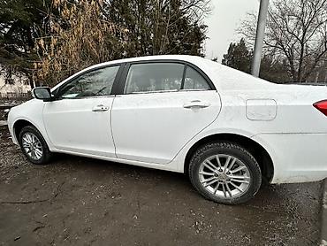 BYD: BYD E5: 2019 г., Электромобиль, Седан — 3