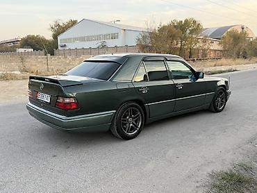 ford siera: Mercedes-Benz W124: 1992 г., 2 л, Автомат, Бензин, Седан — 4