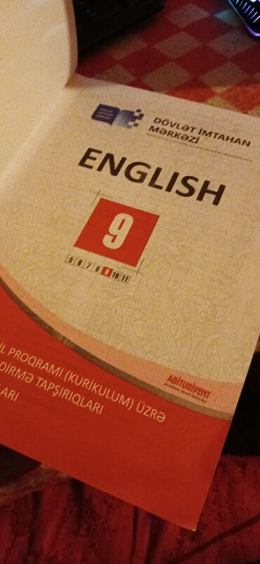 İngilis dili: İngilis dili 9-cu sinif, 2018 il, Ünvandan götürmə — 17