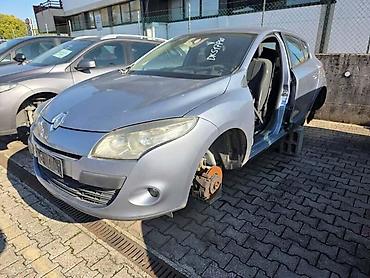 moj auto: RENAULT MEGANE 2009. GOD. - KOMPLETAN AUTO U DELOVIMA | AUTO DELOVI — 1