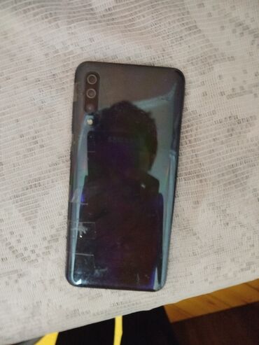 Samsung: Samsung Galaxy A50, rəng - Mavi