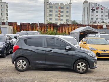 Chevrolet: Chevrolet Spark: 2021 г., 1 л, Автомат, Бензин, Хэтчбэк — 2