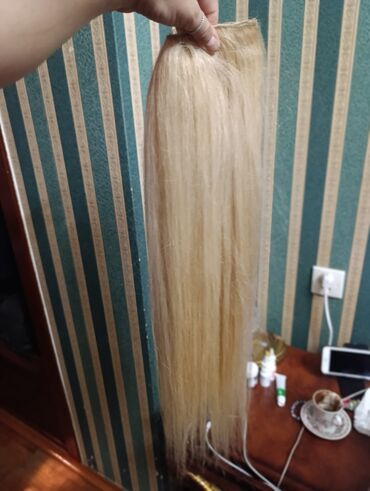 Təbii saçlar, pariklər: Sac ushag sacidir,ipek kimidir,cox dolu sacdir,hem eteyi,hemde — 8