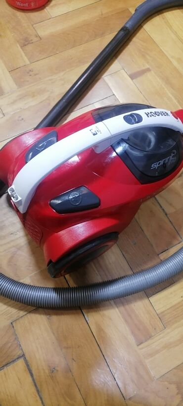 Klasični usisivači: Usisivač HOOVER bez kese kompletan dobar
Odlično vuče
 Mirjevo — 4