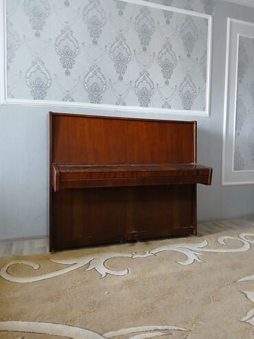 işlənmiş pianolar: Piano, Rəqəmsal, İşlənmiş
