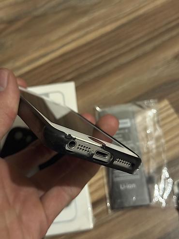 Apple iPhone: IPhone SE, Б/у, 128 ГБ, Space Gray, Защитное стекло, Кабель, Чехол, 100 % — 7