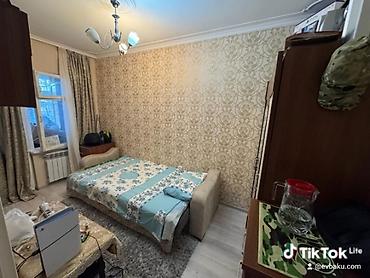 divan fabrika: 4 otaqlı, Yeni tikili, 178 kv. m — 1
