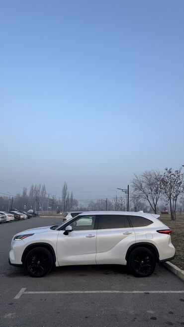 Toyota: Toyota Highlander: 2023 г., 2.5 л, Автомат, Бензин, Кроссовер — 4