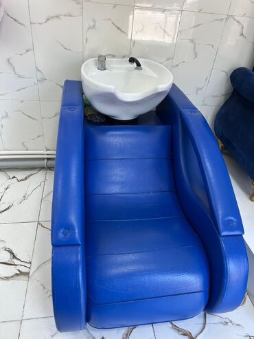 Salon, tibbi kreslolar: İşlənmiş, Saş yuyulması kreslosu
