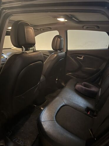 Hyundai: Hyundai ix35: 2 l | 2013 il Ofrouder/SUV — 7